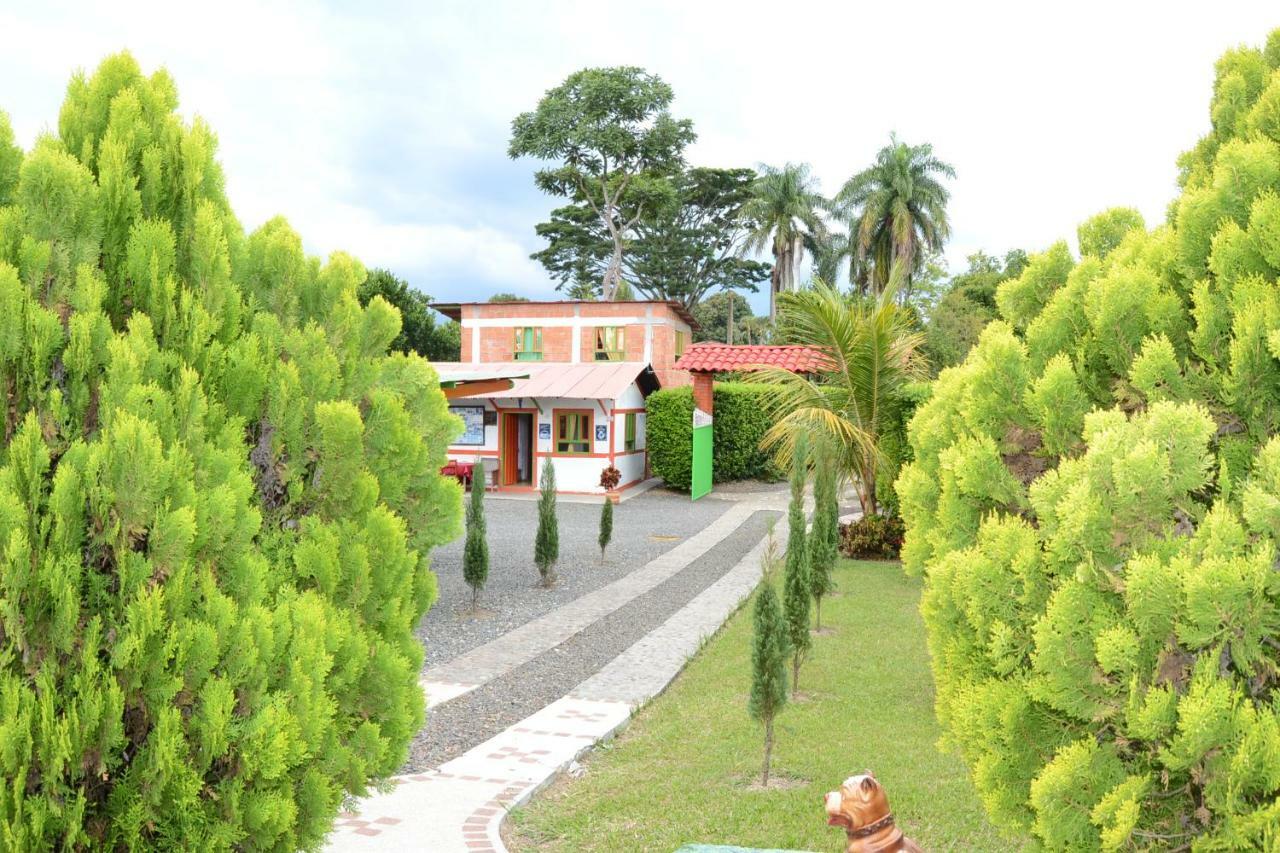 Finca Hotel Villa Soledad Quimbaya Extérieur photo